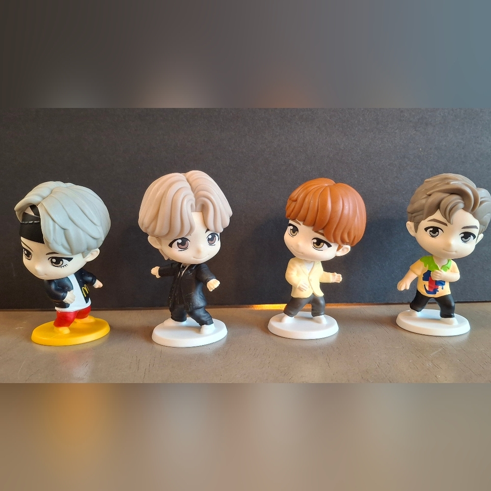 4 TinyTan McDonald's BTS Action FIGURES